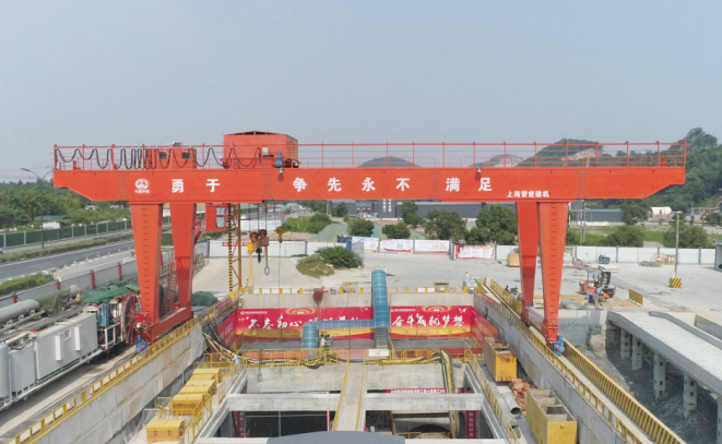 Gantry crane for subway
